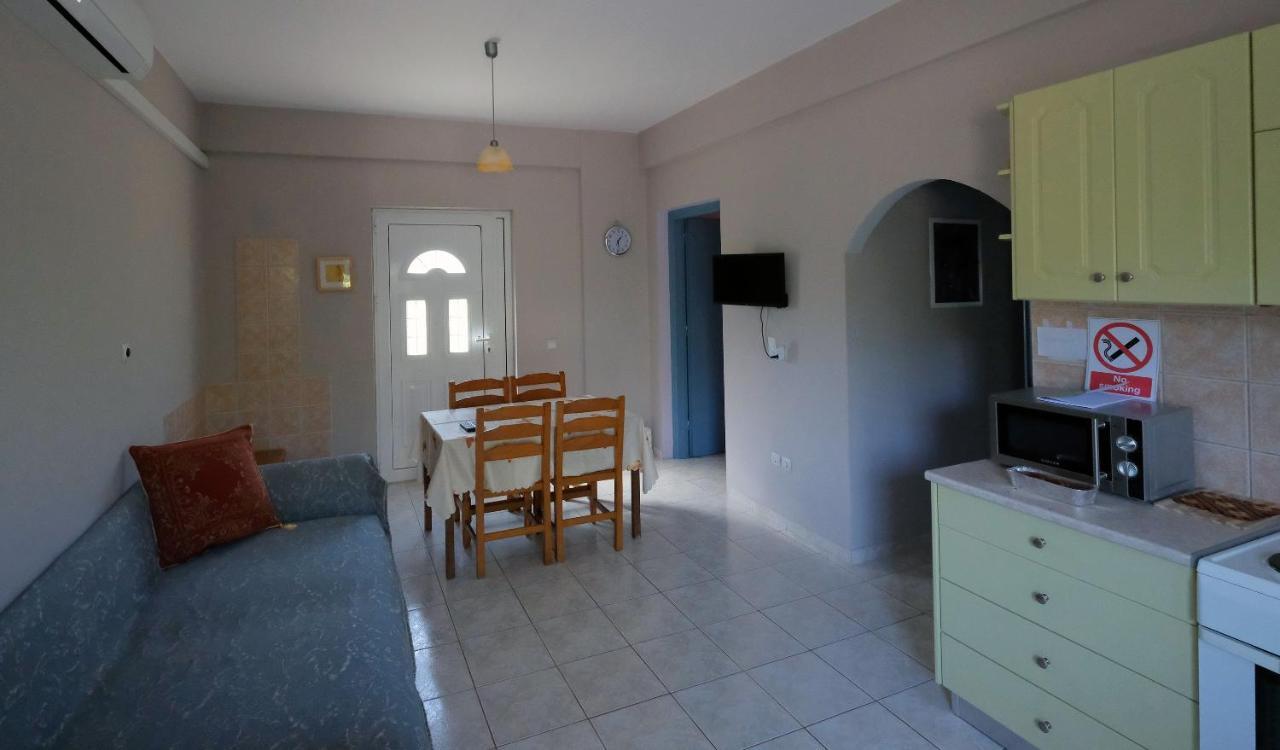 Mina Apartments Zakháro Eksteriør bilde